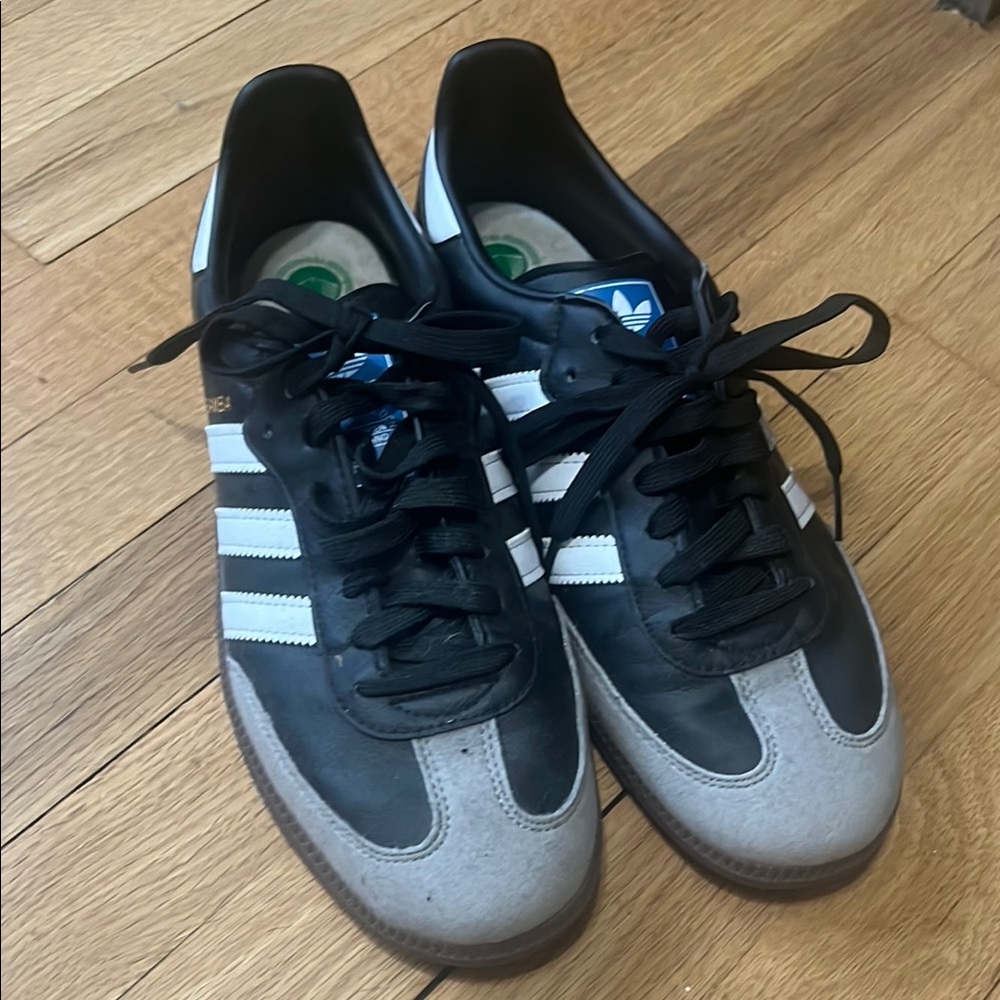 Adidas Men's Black and White Sneakers